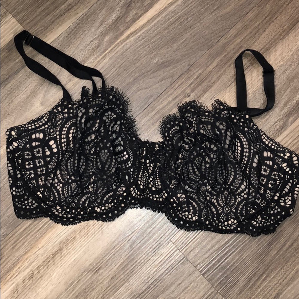 Unlined lace bra